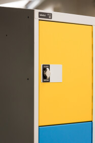 Gebrauchter Schließfachschrank - 15 Fächer - Design "Jahreszeiten"